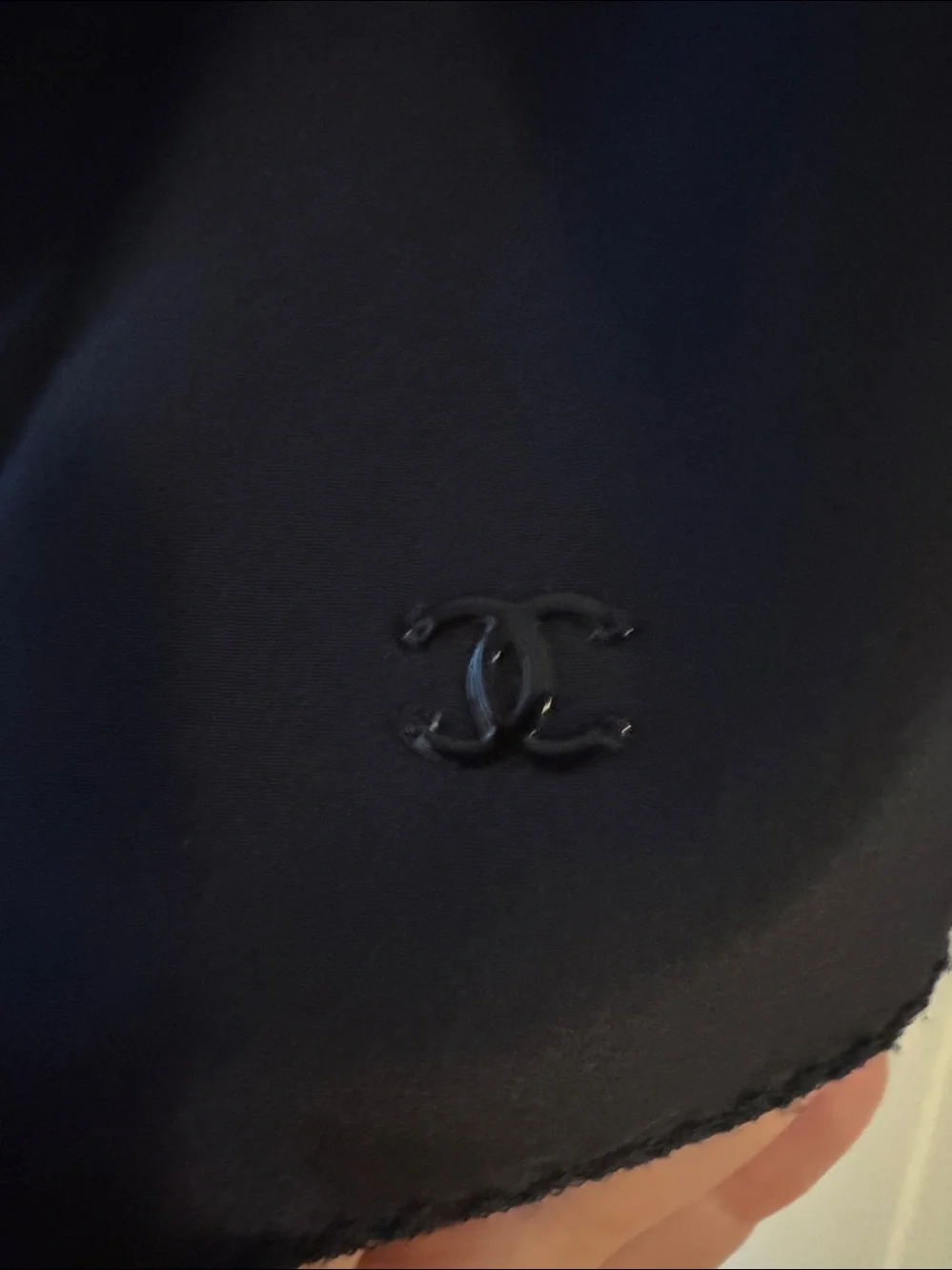 CHANEL Vintage Pre-Fall 2007 Navy Sleeveless Blouse with Bow — Karl Lagerfeld